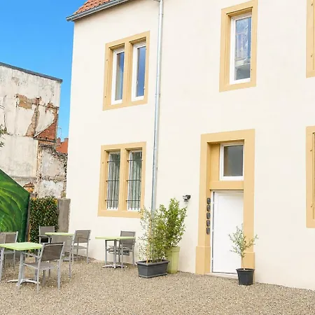 דירה Rb-1g - Joli 2 Pieces Au 1er Etage Avec Terrasse 1 A 2 Pers